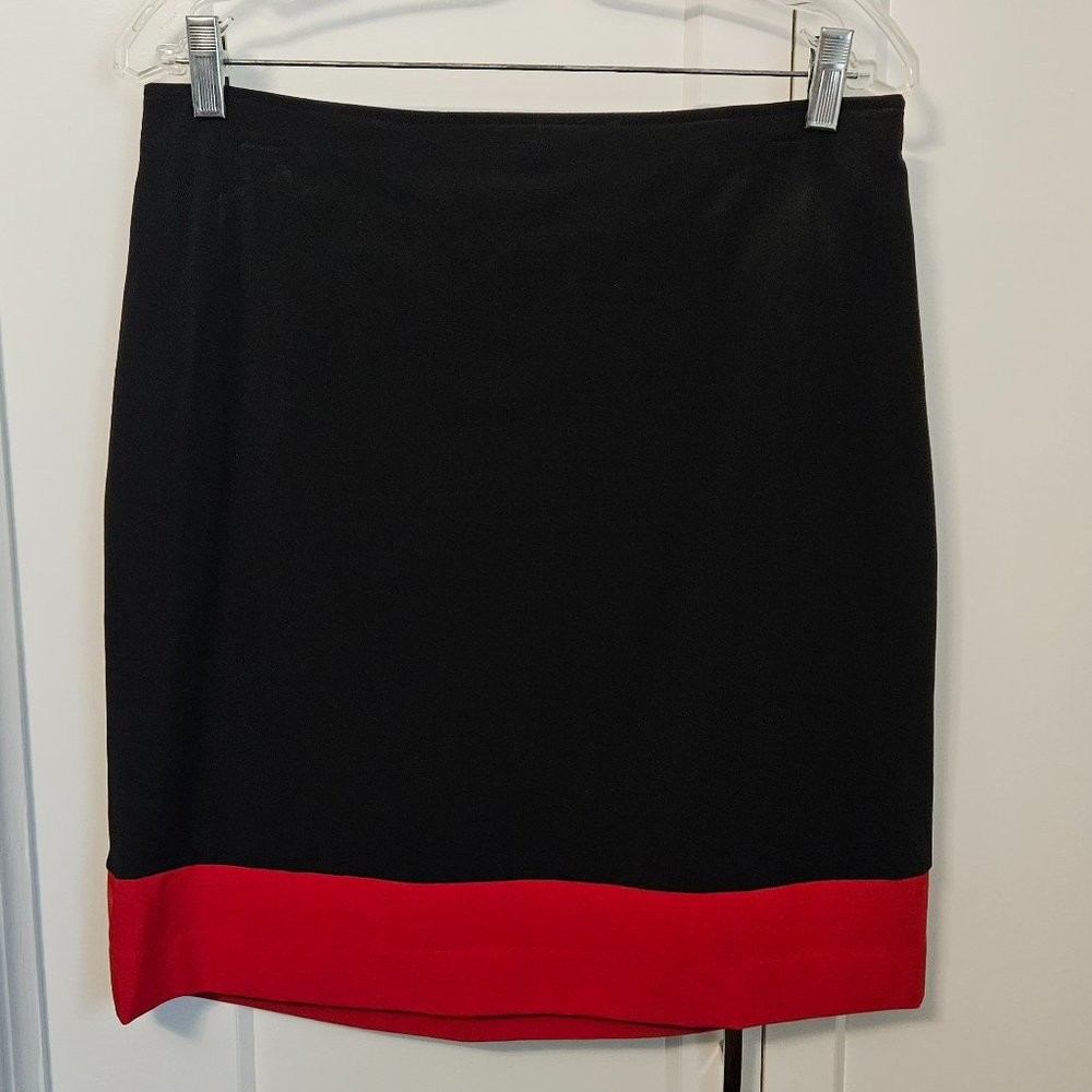 Spanner black & red skirt size 8